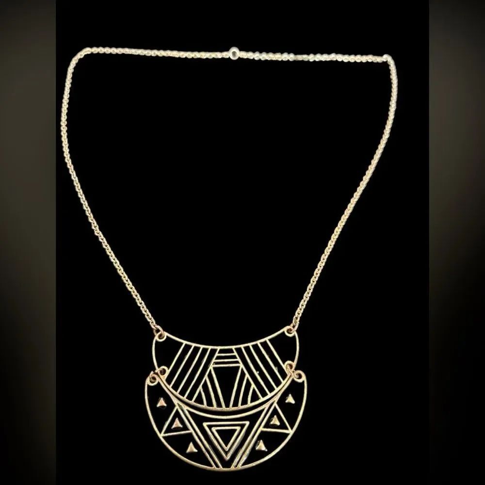 Forever 21 Black Enamel Gold Tone Necklace